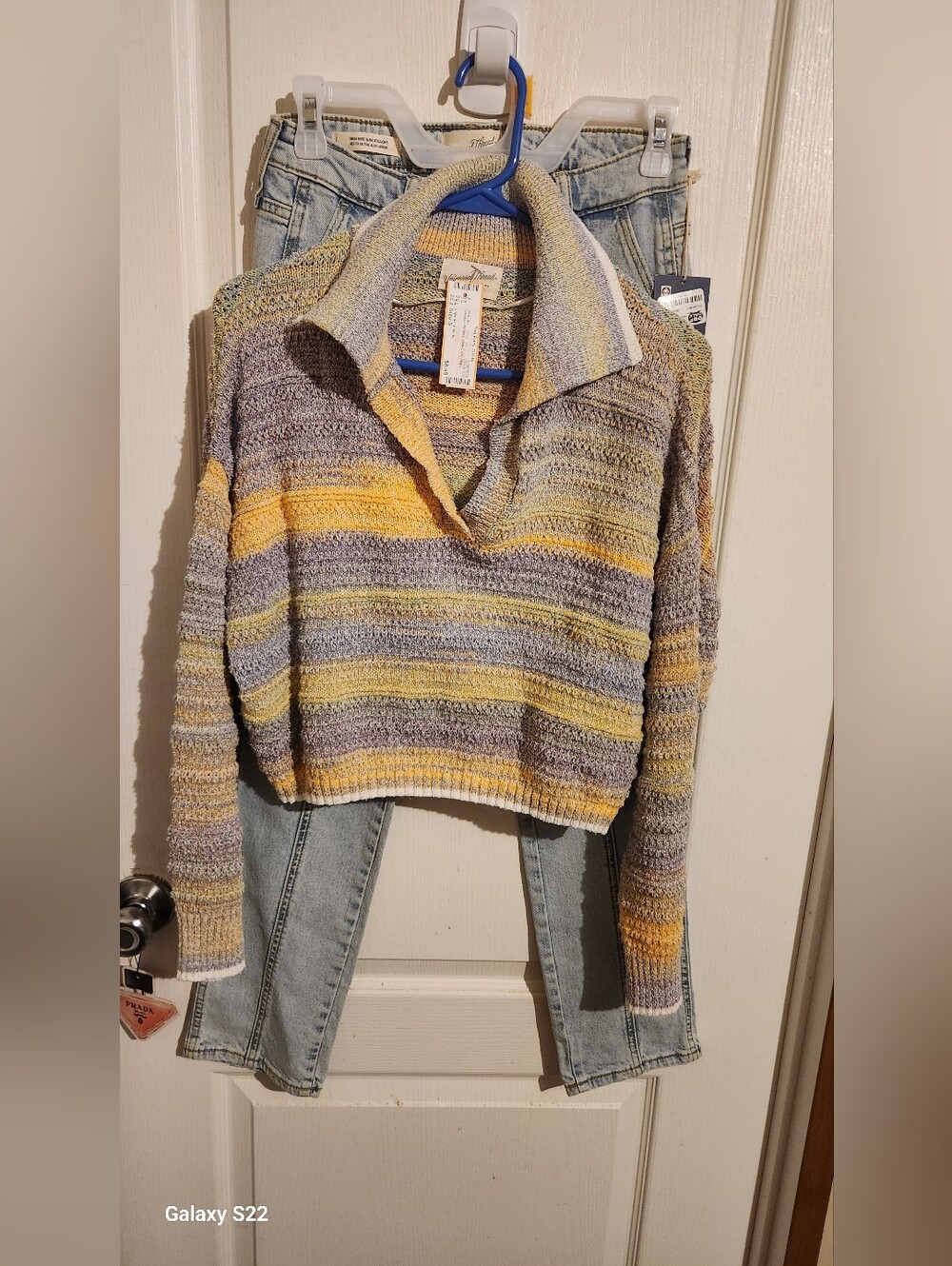 NWT SIZE 00 Universal Threads JEANS & Preloved Sweater Small